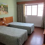 Dom Hotell 2*