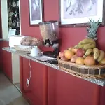 Hotel Dom 2*