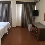 Hotel Dom 2*