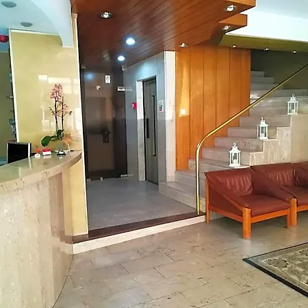Dom