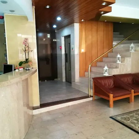 Dom Hotel